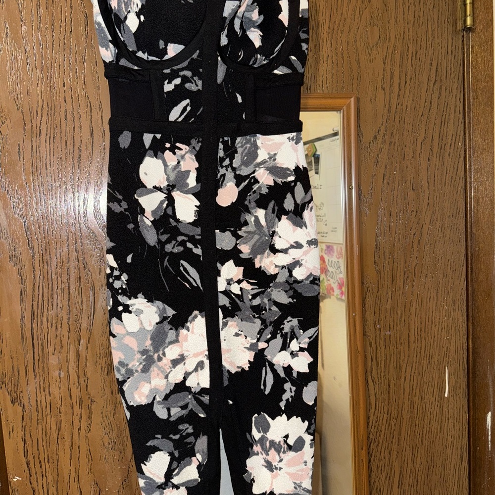 Floral Dress - Picture 5 of 6